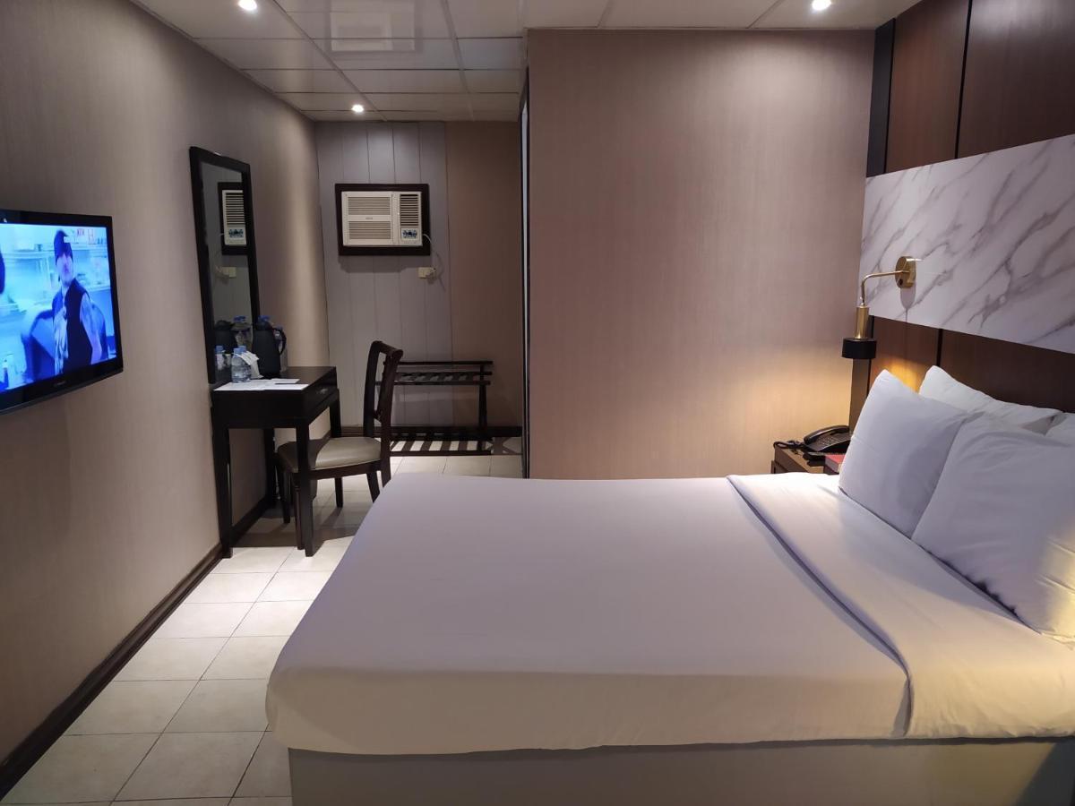 Star Plaza Hotel Dagupan City Экстерьер фото