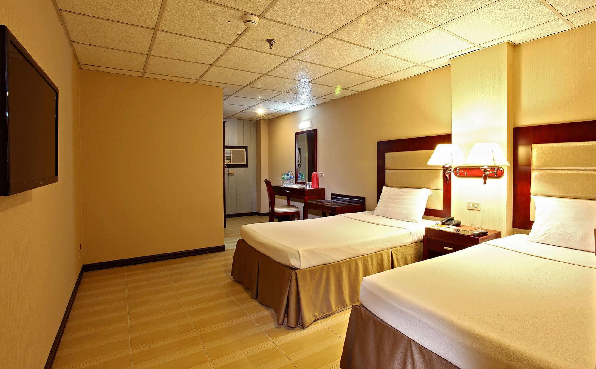 Star Plaza Hotel Dagupan City Экстерьер фото